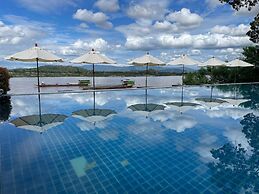 Siam Triangle Hotel