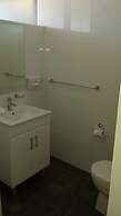 Lake Jindabyne Hotel