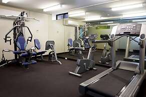 MainStay Suites Hawthorn