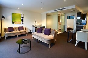 MainStay Suites Hawthorn