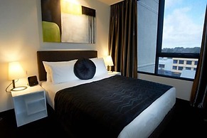 MainStay Suites Hawthorn