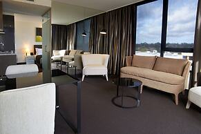 MainStay Suites Hawthorn