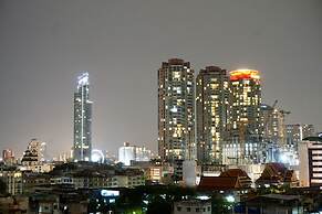 Miloft Sathorn hotel