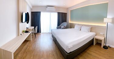 Miloft Sathorn hotel