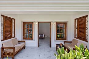 Leoney Resort