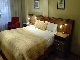 Altezza Apart Suites Hotel