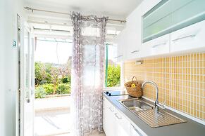 Jele Rooms