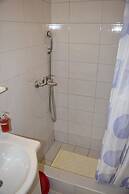 Jele Rooms
