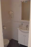 Jele Rooms