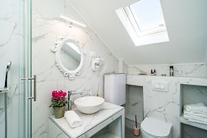 Jele Rooms