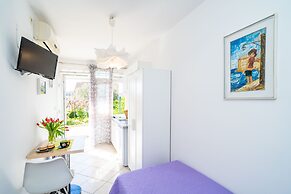 Jele Rooms