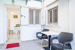 Jele Rooms