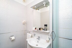 Jele Rooms