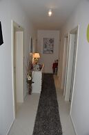 Jele Rooms