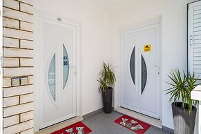 Jele Rooms