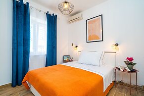 Jele Rooms