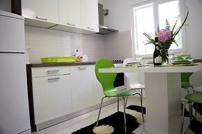 Jele Rooms