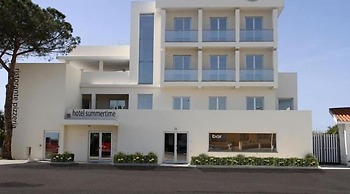 Hotel Summertime
