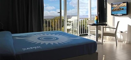 Hotel Summertime