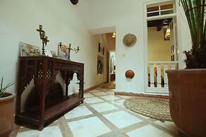 Darzayna