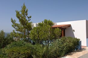 Nakou Village