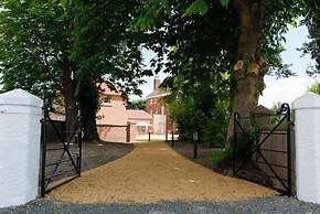 Hadley Park Hotel