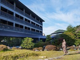 Unzen Miyazaki Ryokan