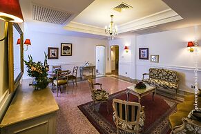 Majestic Hotel