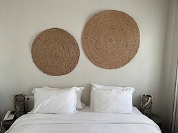 The Noverian Bios Santorini