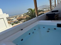The Noverian Bios Santorini