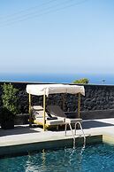 The Noverian Bios Santorini