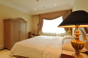 Batavia Hotel and Serviced Apartments