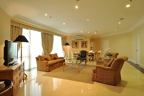 Batavia Hotel and Serviced Apartments