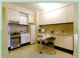 Batavia Hotel and Serviced Apartments