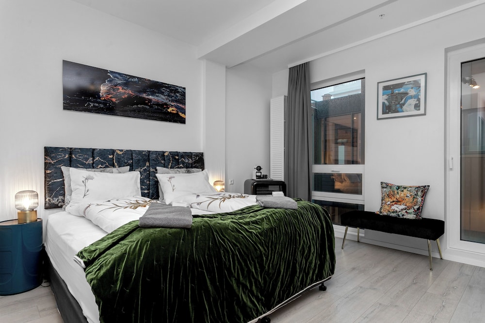City Center Hotel