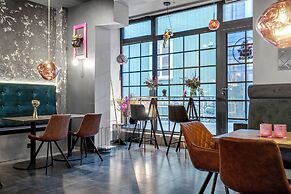 City Center Hotel