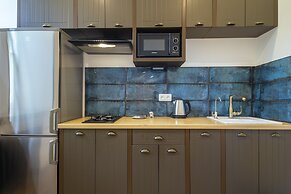 Central Dayflat Apartments