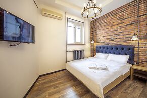 Central Dayflat Apartments