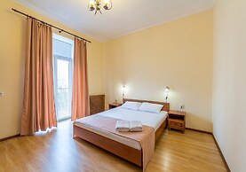 Central Dayflat Apartments