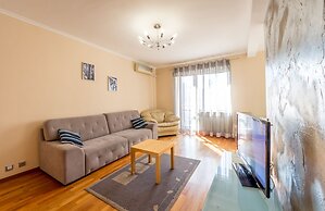 Central Dayflat Apartments