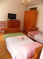 Rodrigo Apartments