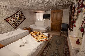 Seven Rock Cave Hotel