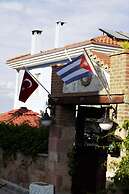Cundavilla Hotel & Suites