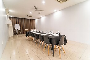 Tune Hotel KLIA Aeropolis