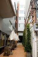Buddy Boutique Inn