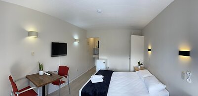 Rayland Epsom Motel