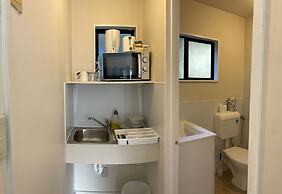 Rayland Epsom Motel