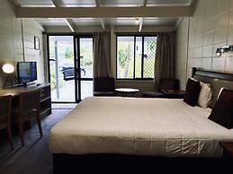 Bounty Motel