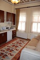 Blue Eye Suites