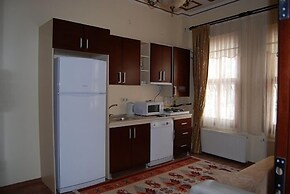Blue Eye Suites